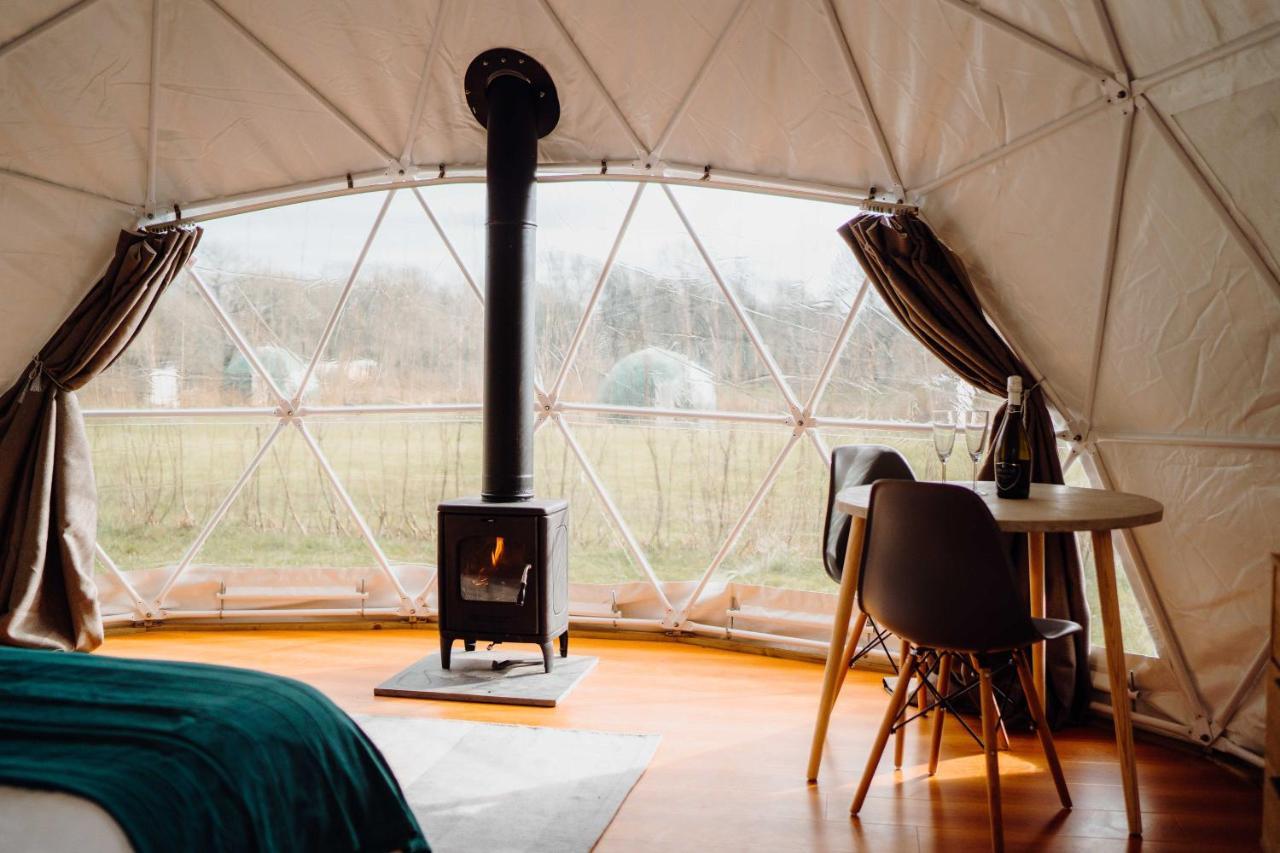 Beavers Retreat Glamping Tenby Exterior photo