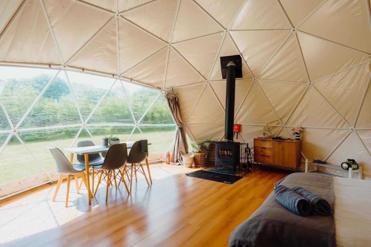 Beavers Retreat Glamping Tenby Exterior photo