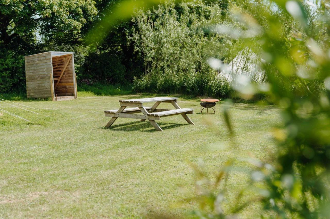 Beavers Retreat Glamping Tenby Exterior photo