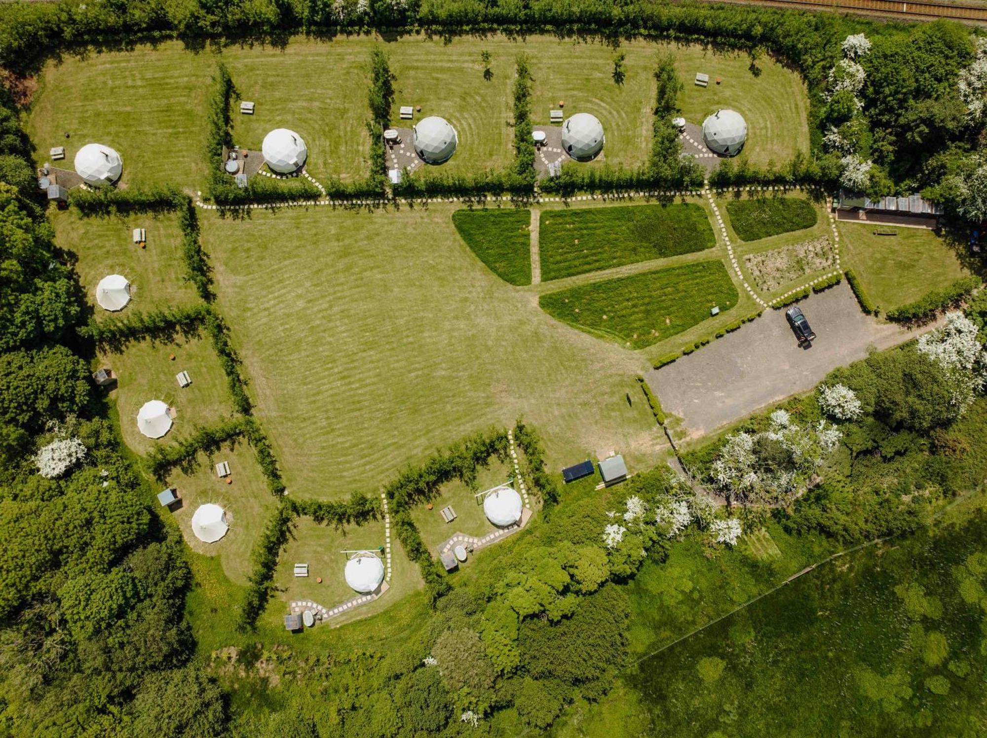 Beavers Retreat Glamping Tenby Exterior photo