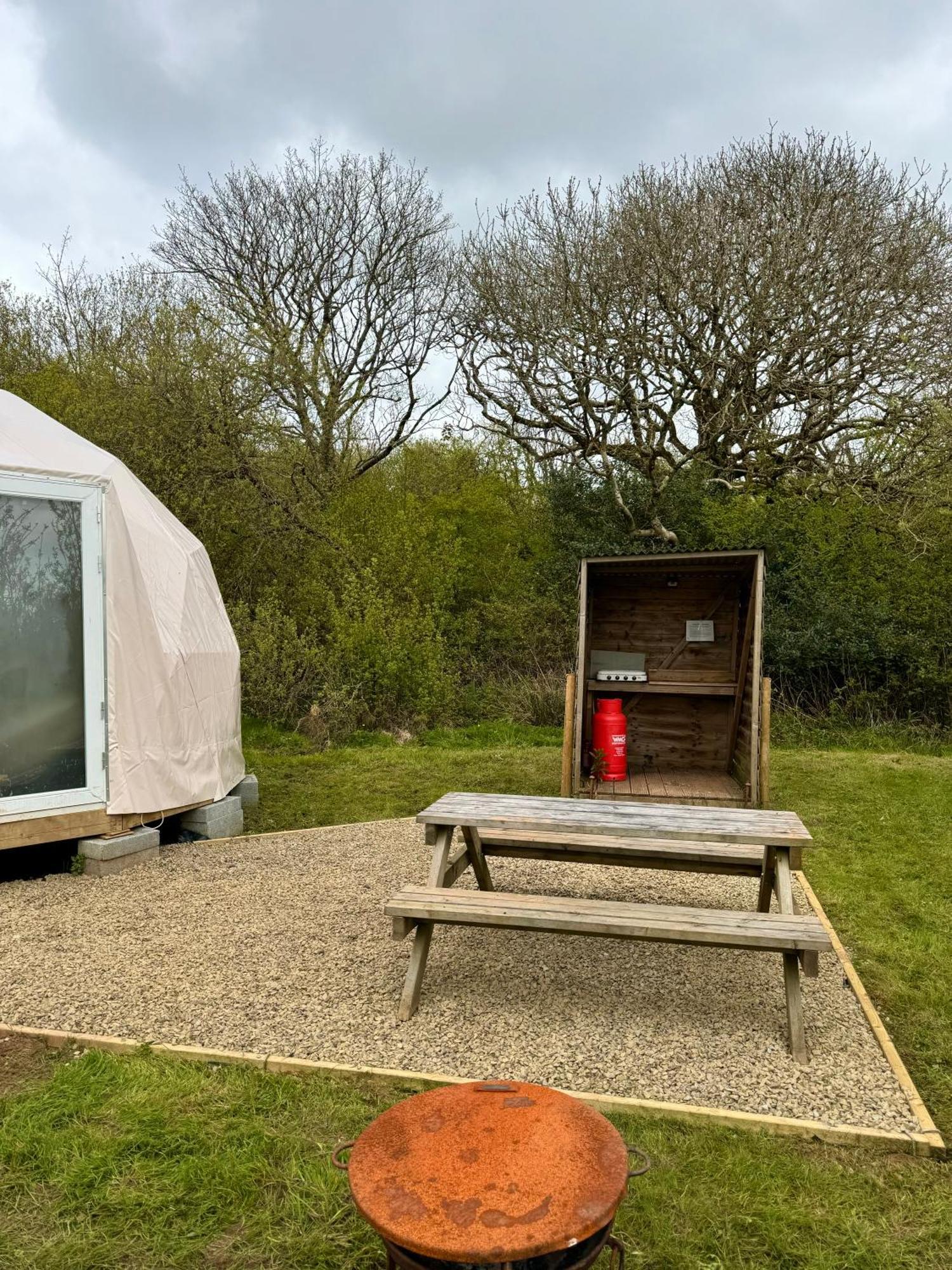 Beavers Retreat Glamping Tenby Exterior photo